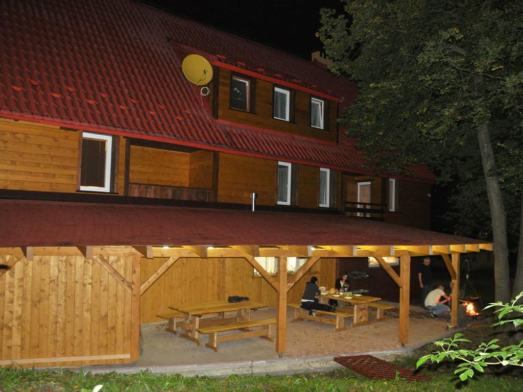 Dom Goscinny Jawor Czarnypotok Krynica-Zdrój Kültér fotó